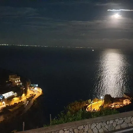 & Duoglio - Seaview Pensión Amalfi